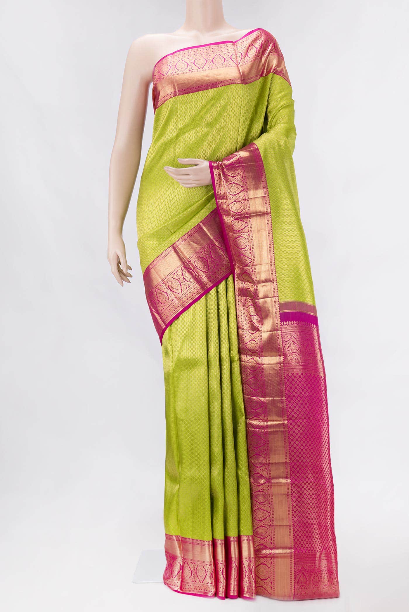 Parrot Green Dual Tone Kanchipuram Silk Saree