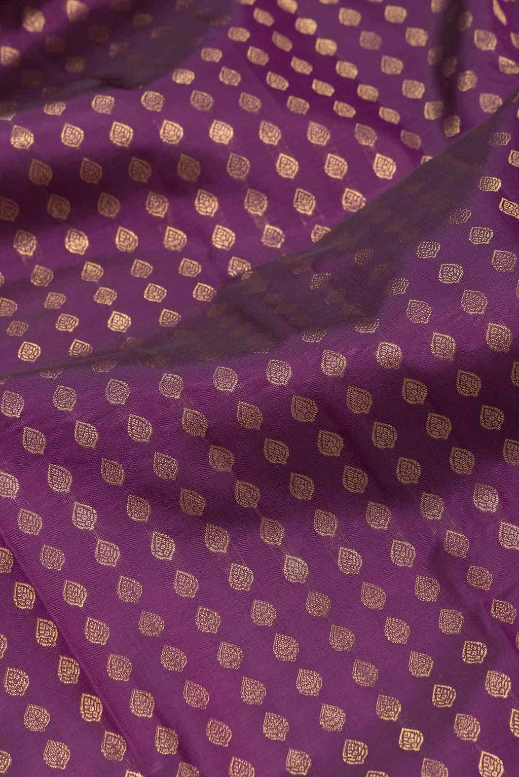 Pure Silk Pure Zari Magenta Dual Tone Kanchipuram Saree