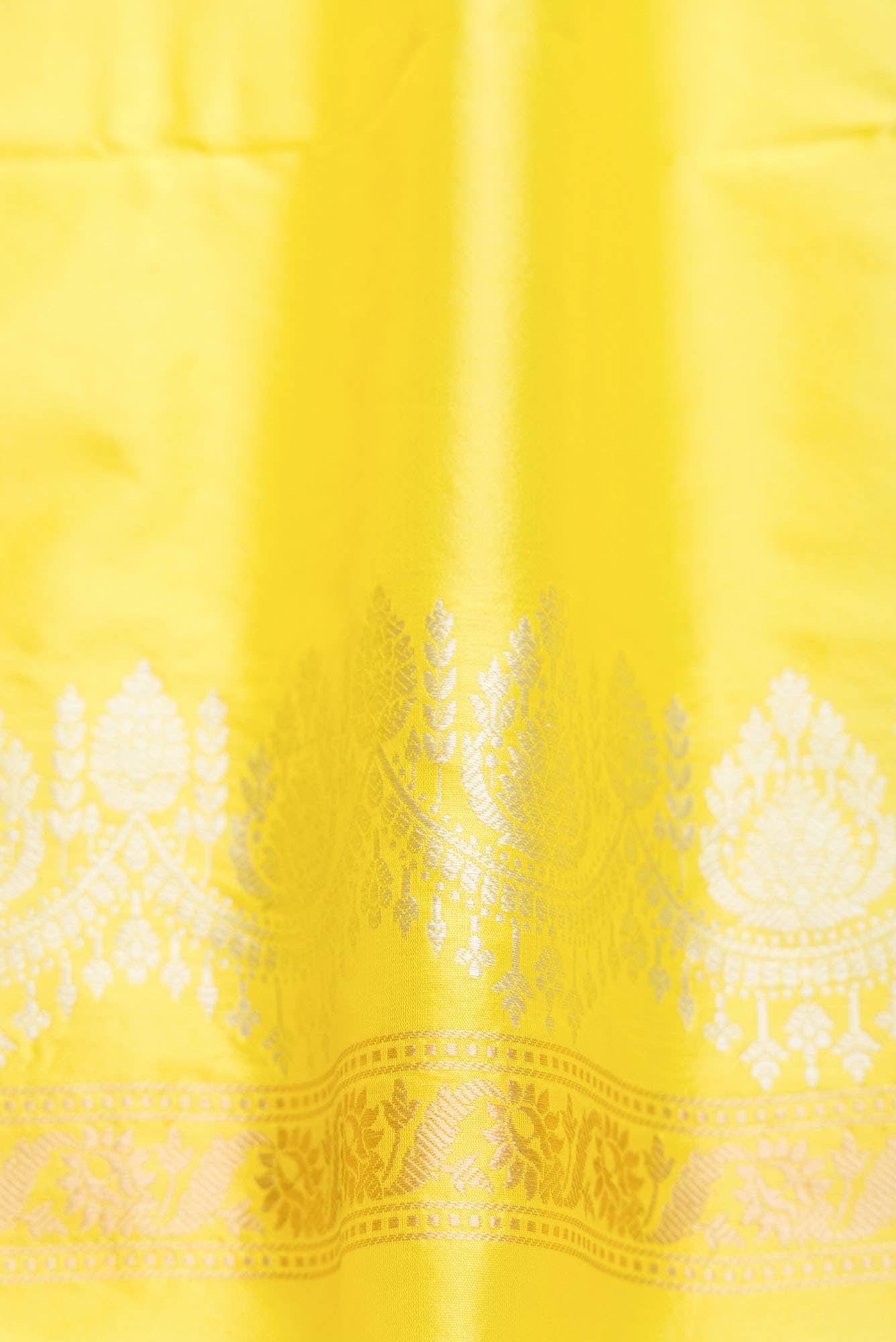 Pure Silk Pure Zari Pink and Off White Dual Tone Banarasi Saree