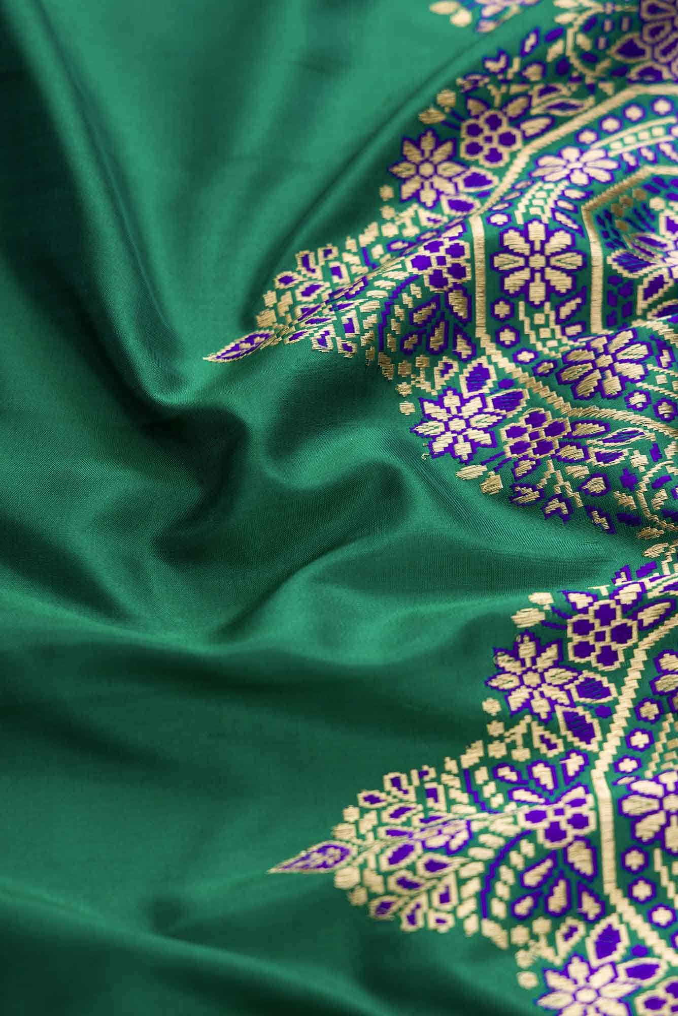 Pure Silk Pure Zari Green Dual Tone Banarasi Saree