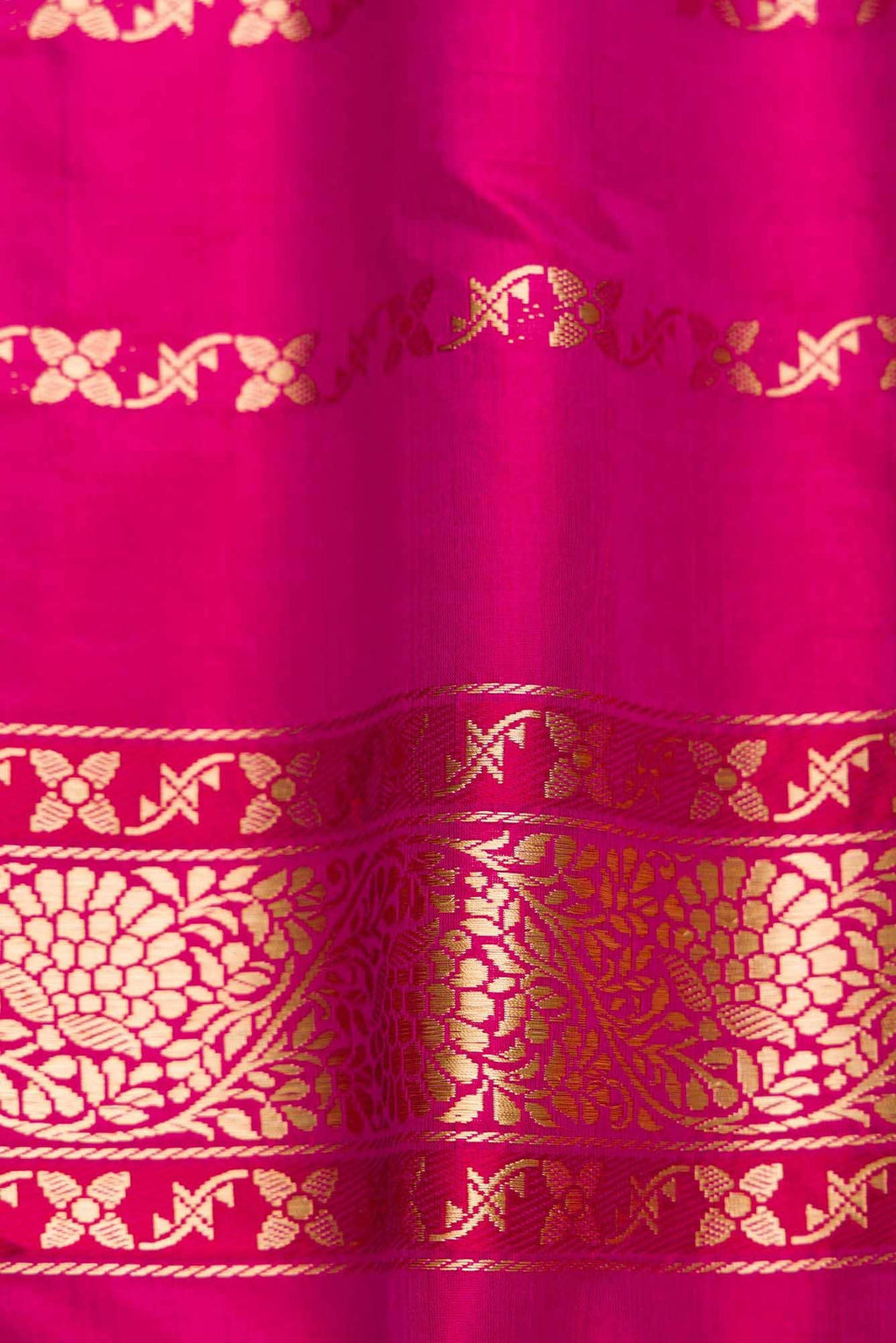 Green Dual Tone Banarasi Silk Saree