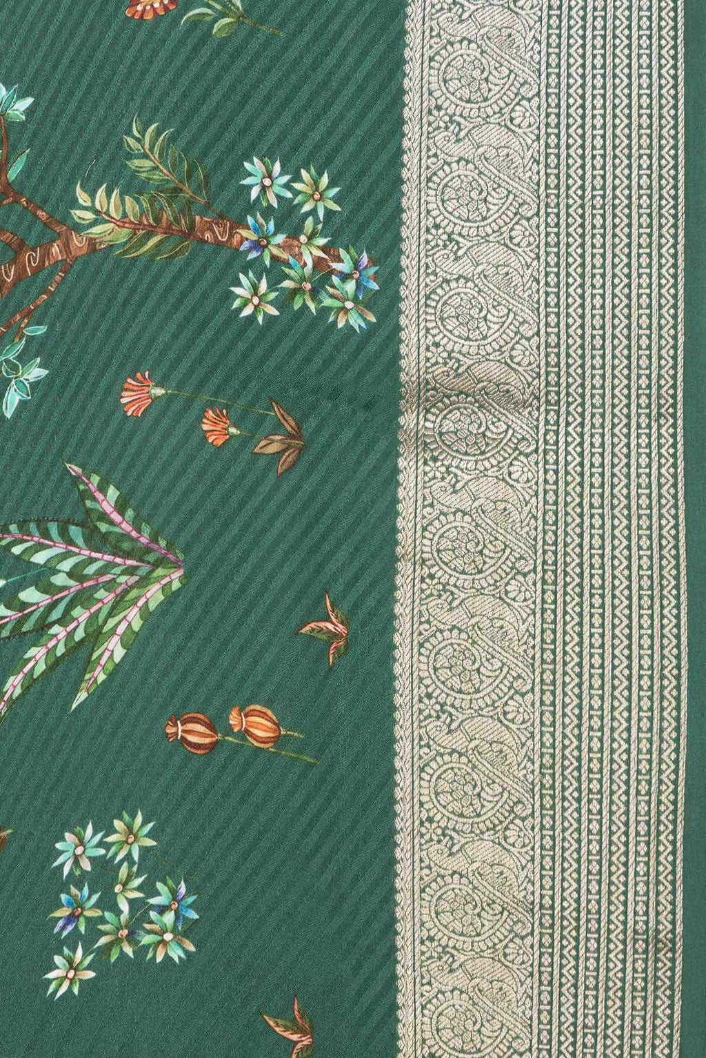 Green Dual Tone Mysore Crepe Saree