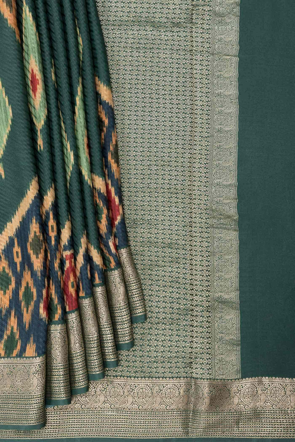 Green Dual Tone Mysore Crepe Saree