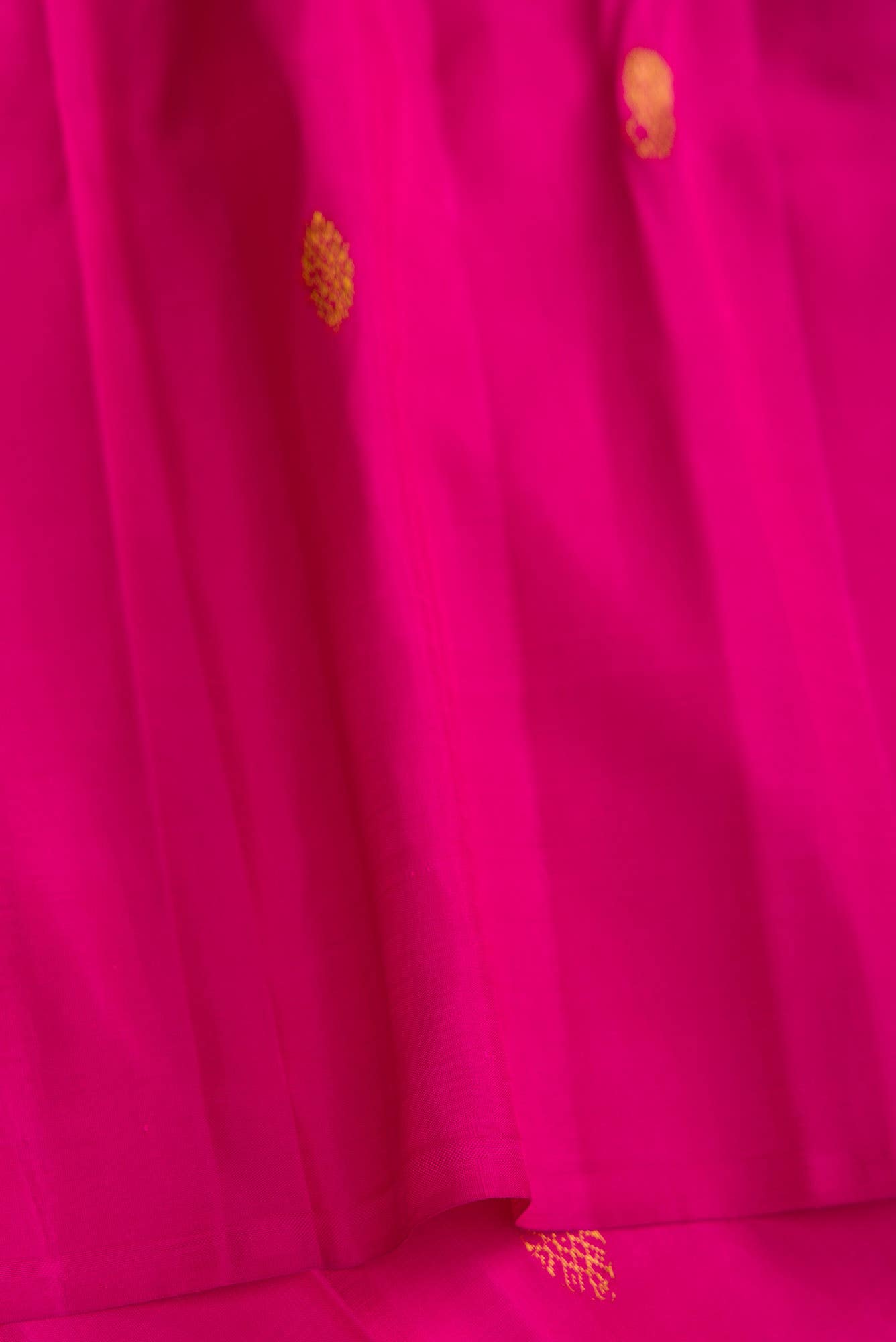 Pink and Parrot Green Dual Tone Kanchipuram Silk Saree