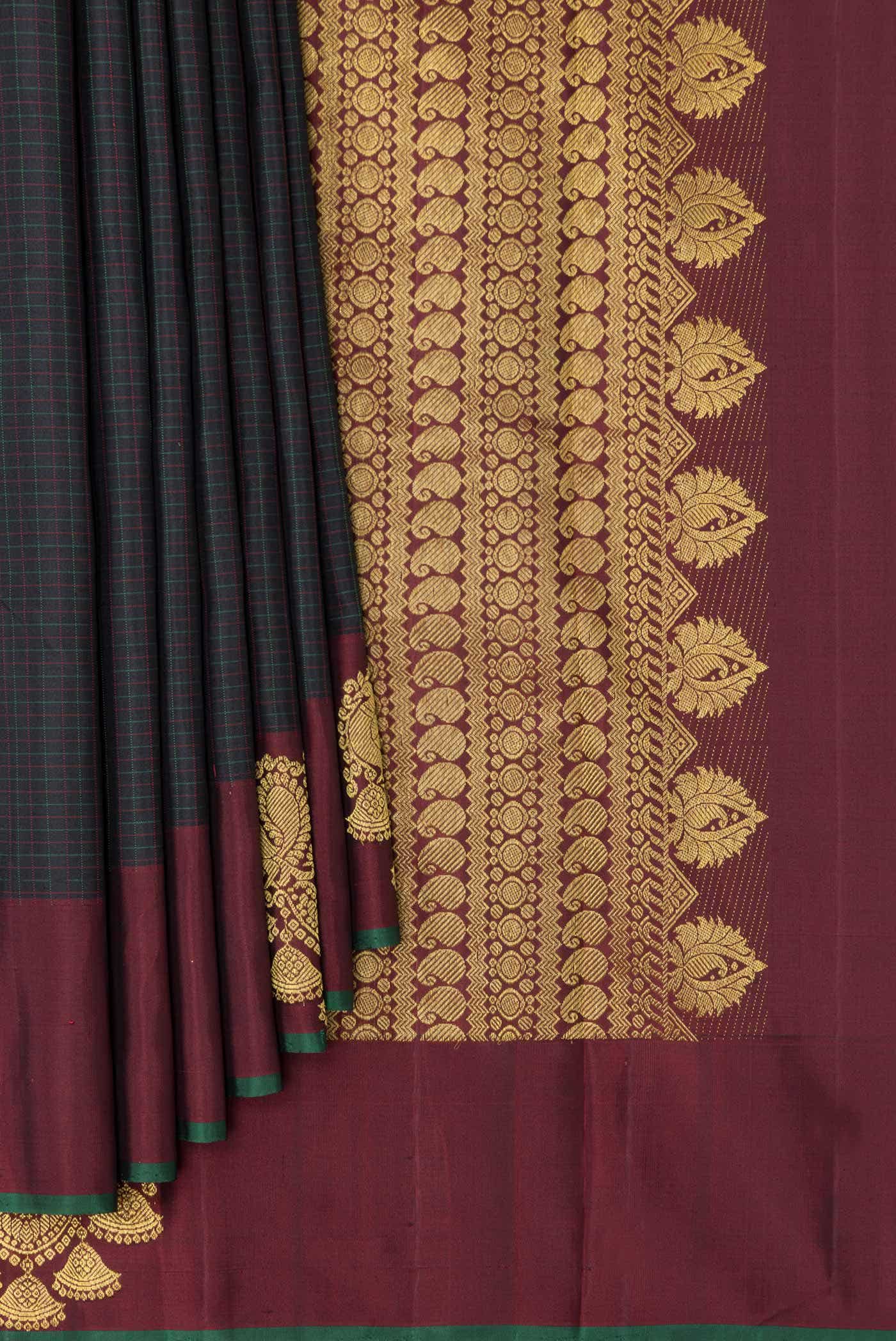 Pure Silk Pure Zari Black Dual Tone Kanchipuram Saree