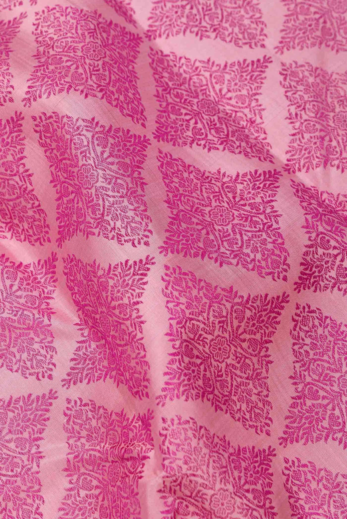 Pure Silk Pure Zari Pink Dual Tone Kanjivaram Saree