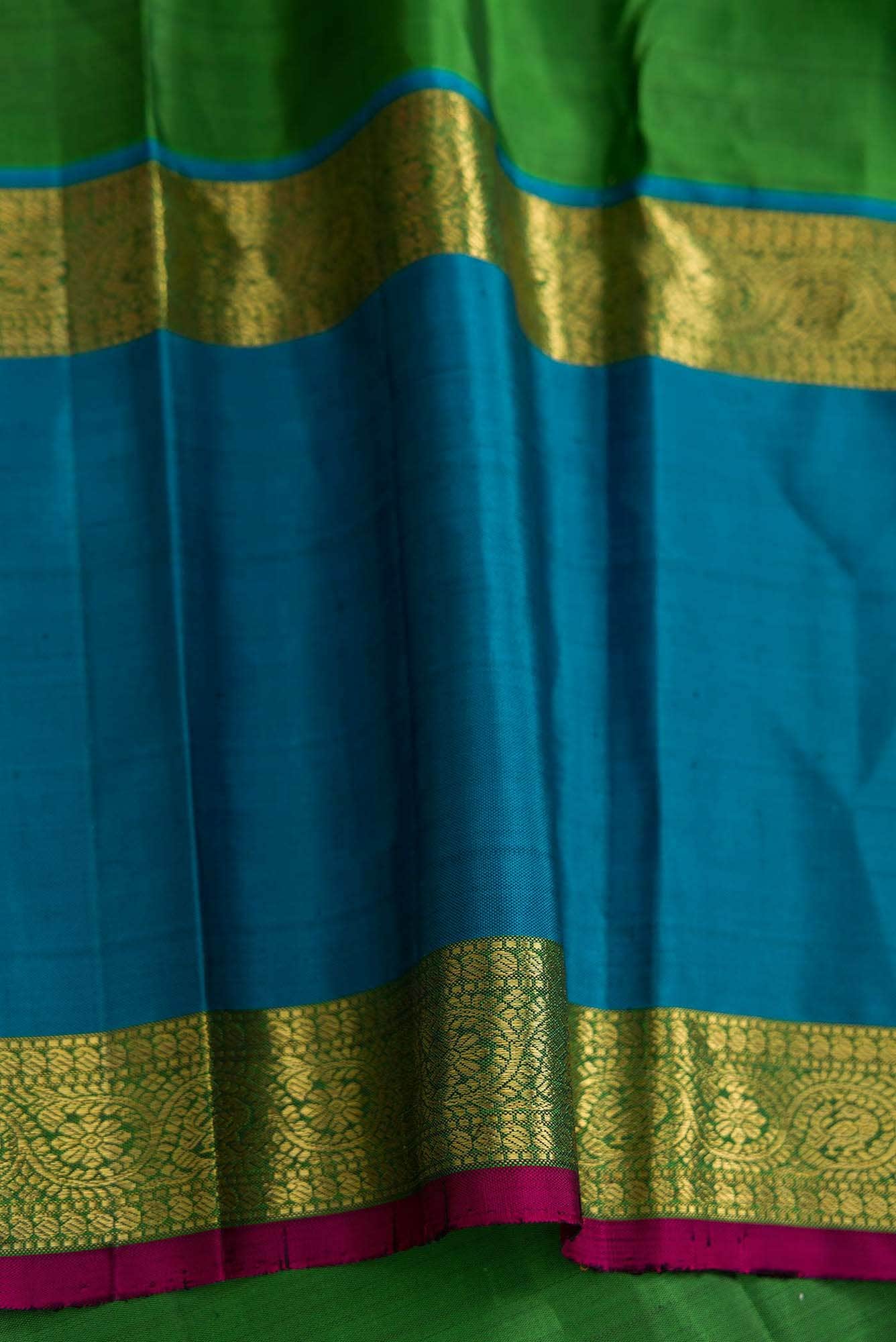 Pure Silk Pure Zari Sea Green Dual Tone Kanchipuram Saree