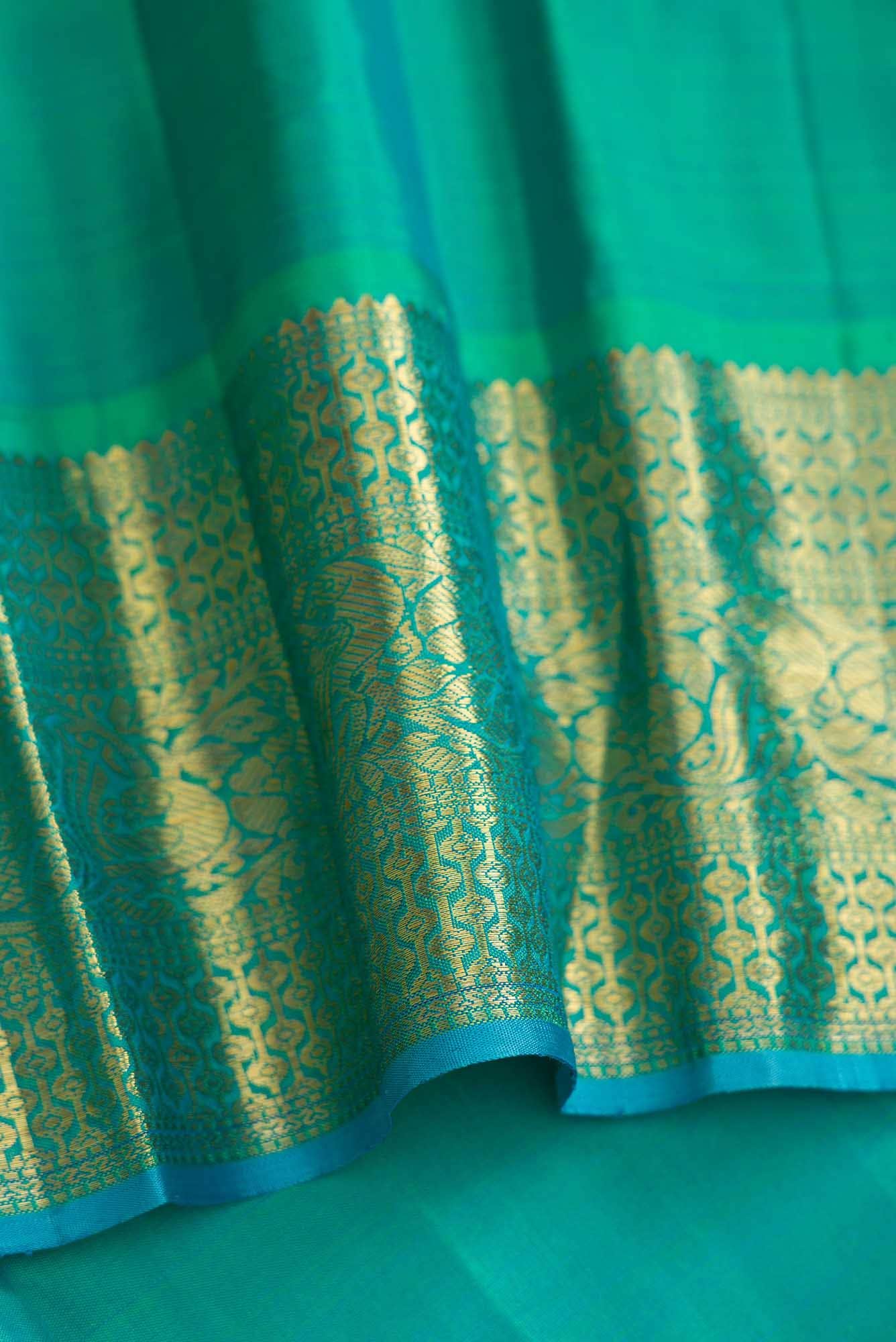 Pure Silk Pure Zari Orange Dual Tone Kanchipuram Saree