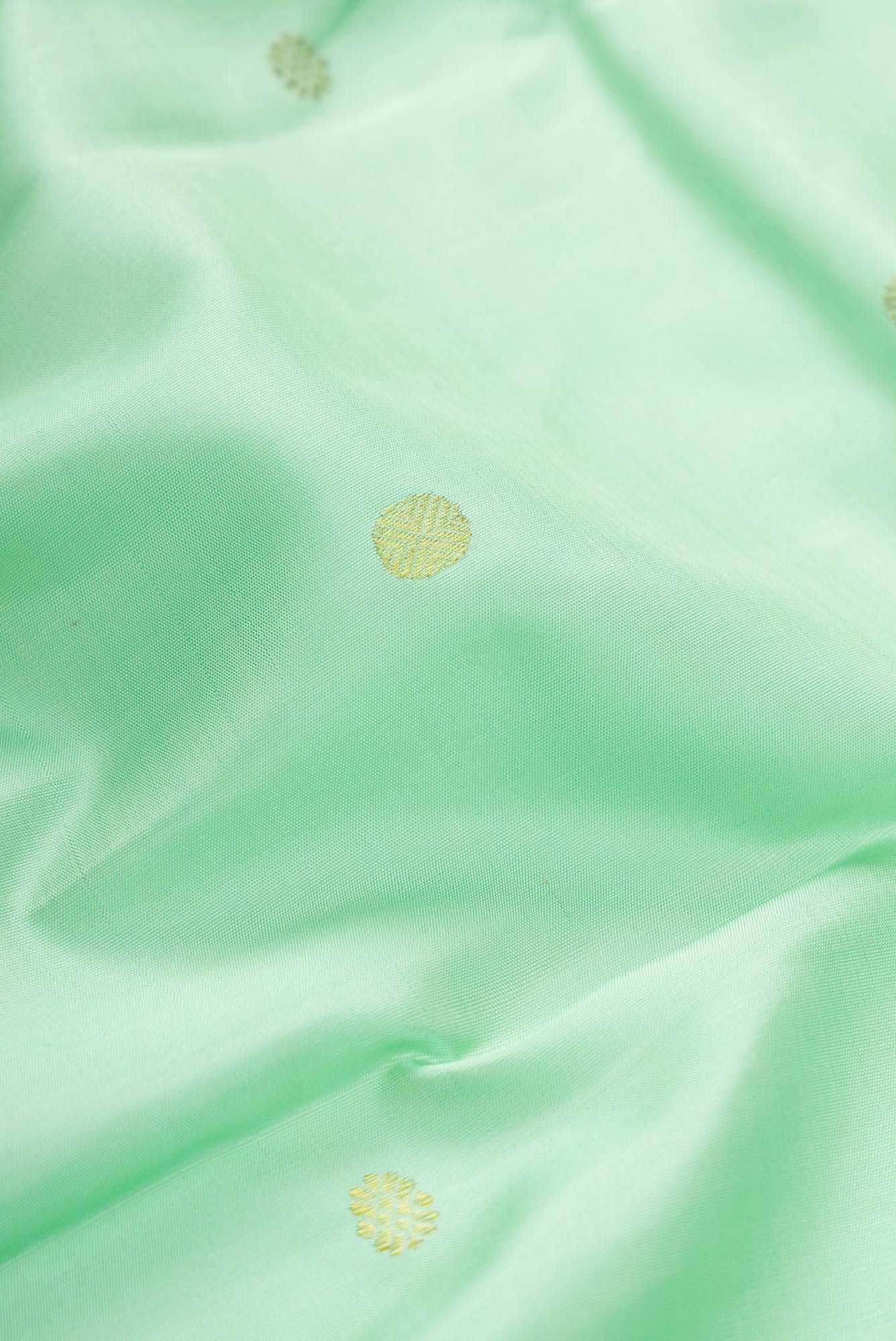 Pure Silk Pure Zari Pista Green Dual Tone Kanchipuram Saree