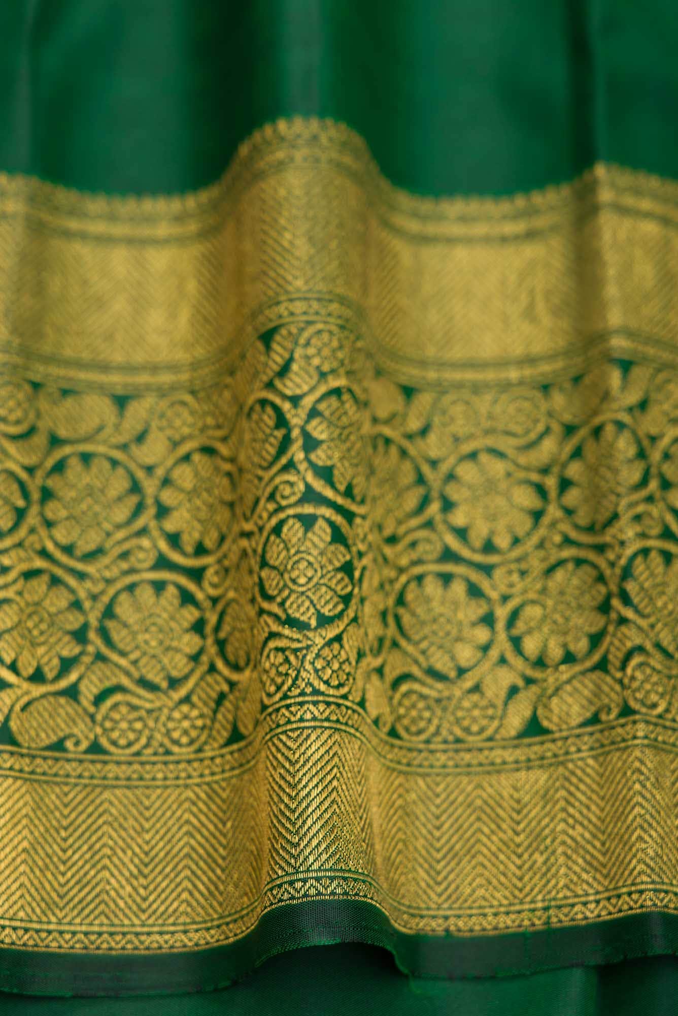 Pure Silk Pure Zari Green Dual Tone Kanchipuram Saree