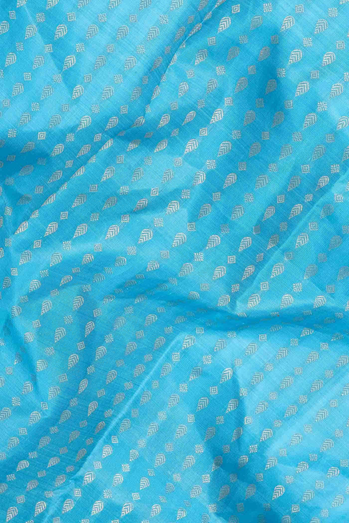 Pure Silk Pure Zari Sky Blue Dual Tone Kanchipuram Saree