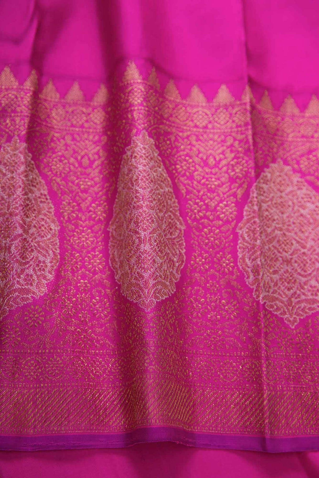 Pure Silk Pure Zari Light Green Dual Tone Kanchipuram Saree