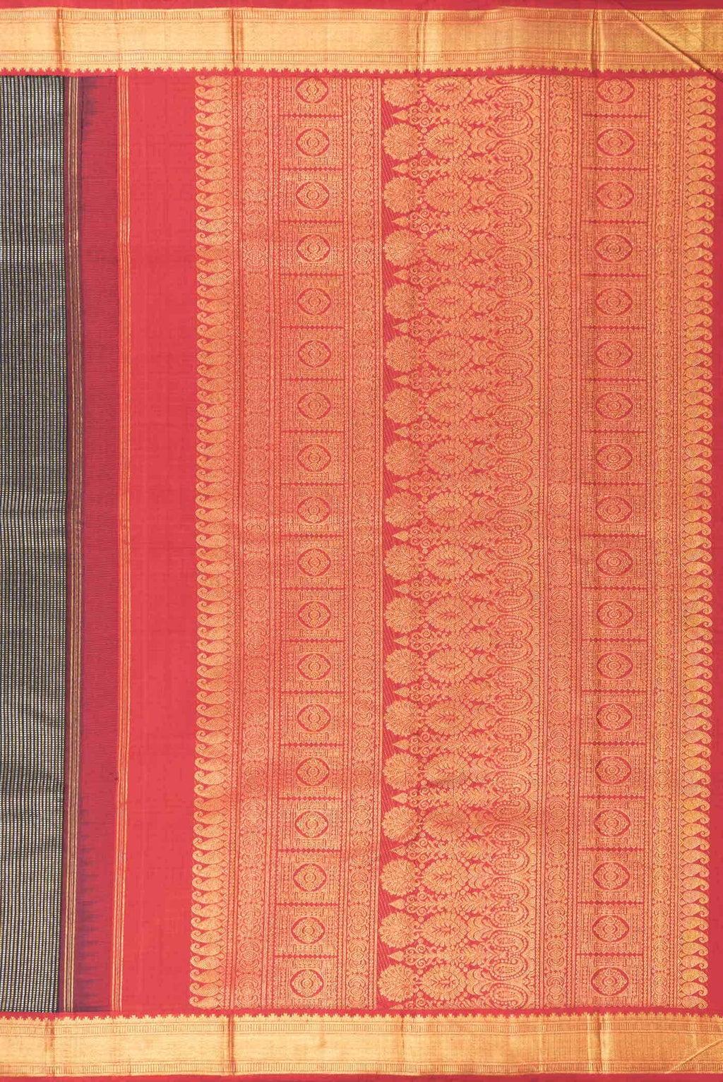 Pure Silk Pure Zari Black Dual Tone Kanchipuram Saree