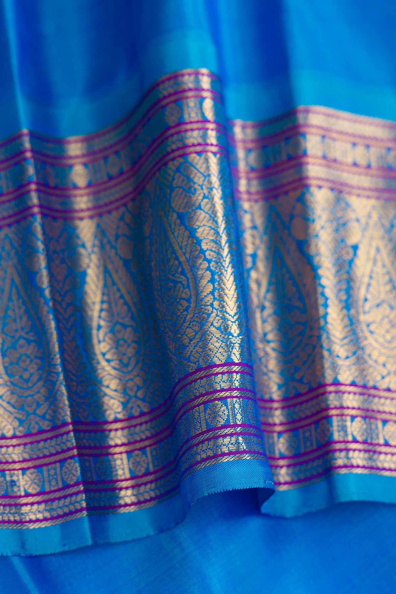 Pure Silk Pure Zari Sea Green Dual Tone Kanchipuram Saree