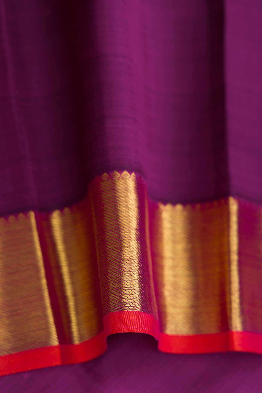 Pure Silk Pure Zari Magenta Dual Tone Kanchipuram Saree
