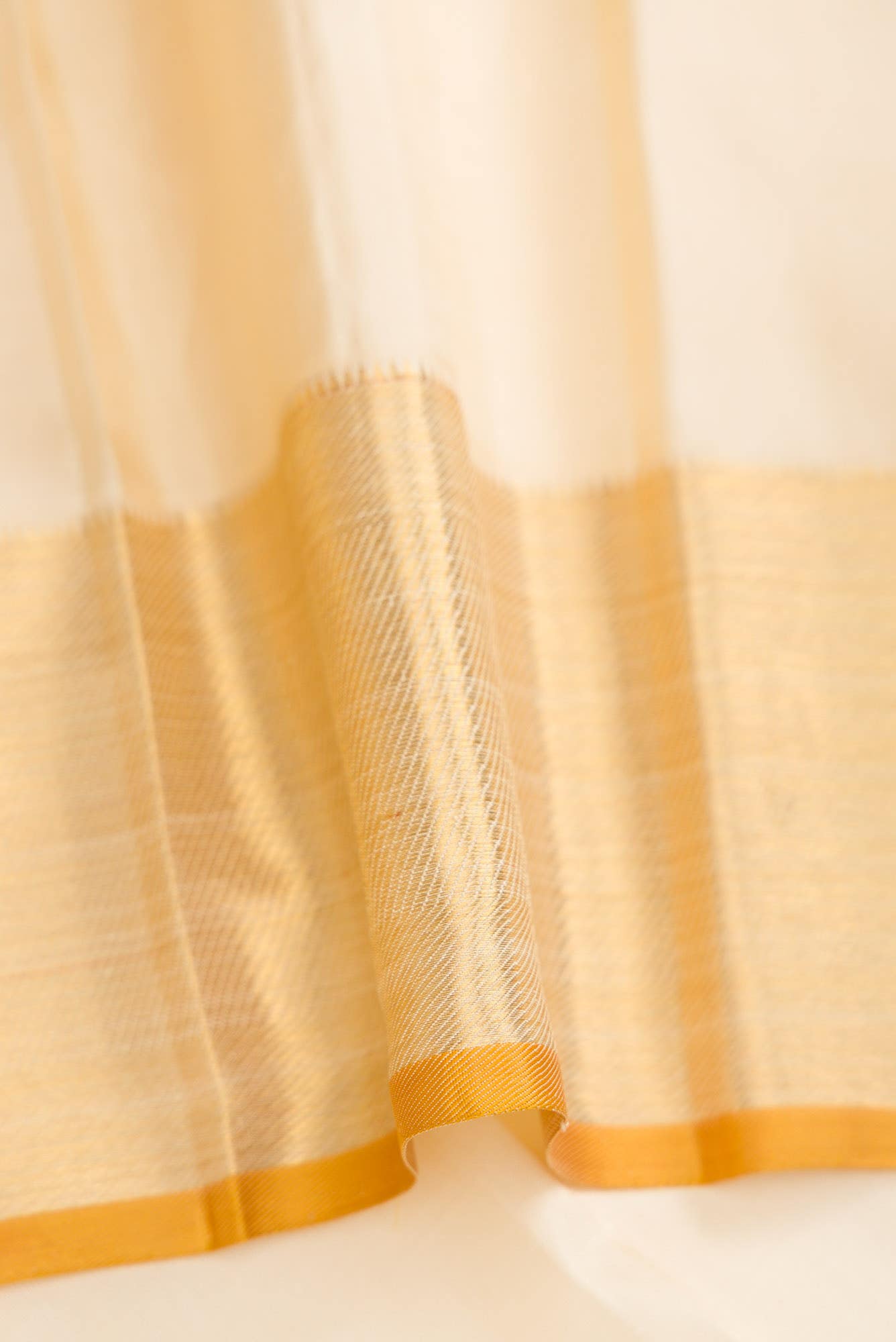 Sandal|Peach|Blue and Pista Green Dual Tone Kanchipuram Silk Saree