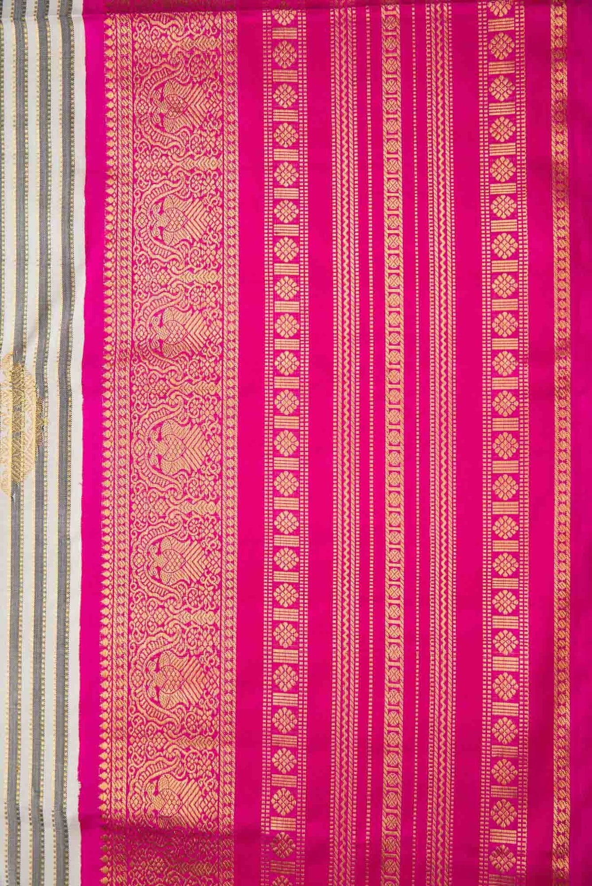 Pure Silk Pure Zari Off White and Grey Dual Tone Kanchipuram Saree