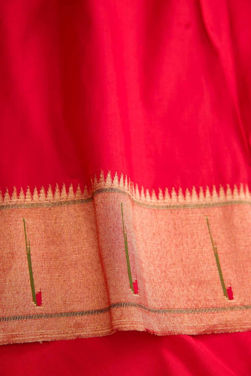 Pure Silk Pure Zari Red Dual Tone Paithani Saree