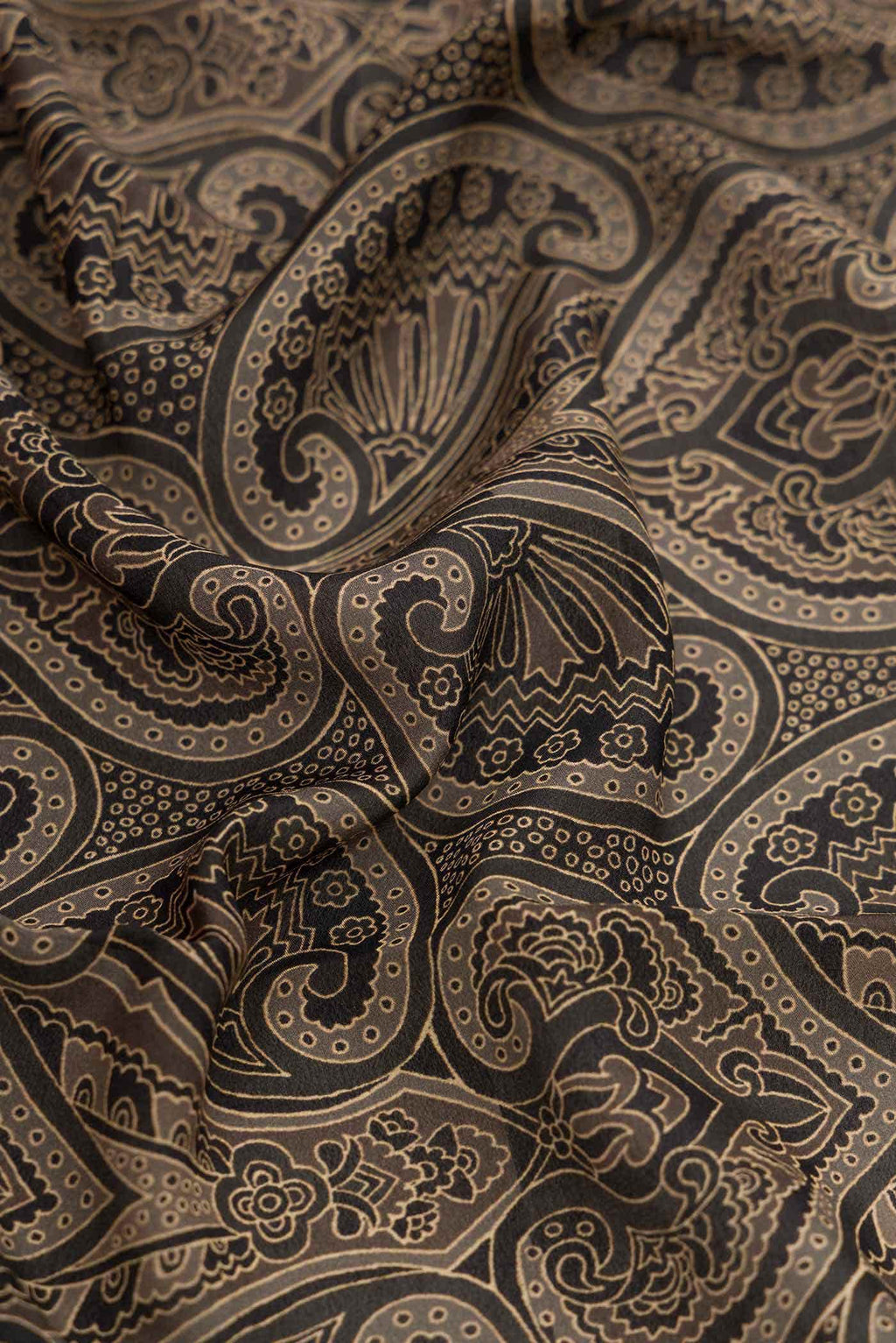 Black Dual Tone Mysore Crepe Saree