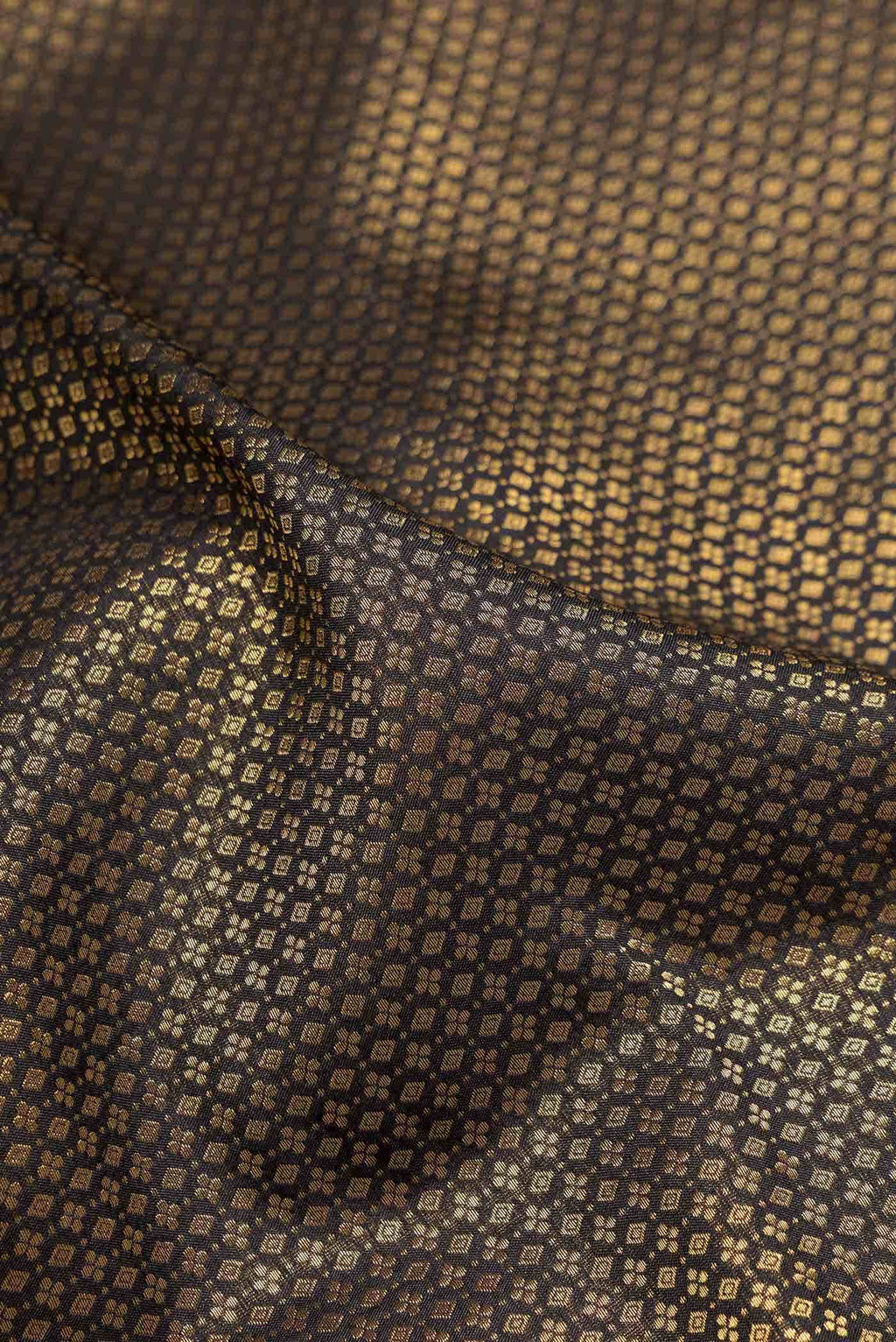 Black Dual Tone Blended Banarasi Silk Saree