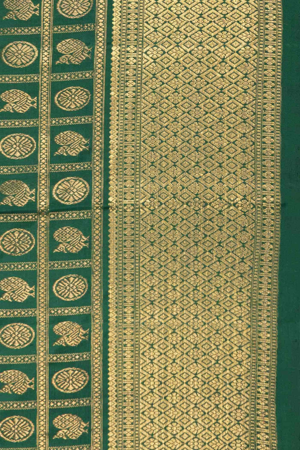Green Dual Tone Kanchipuram Silk Saree