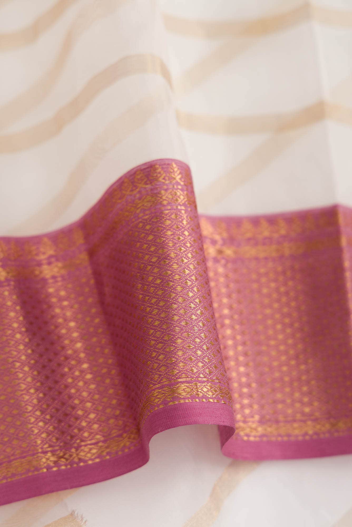 Off White Dual Tone Chanderi Silk Saree