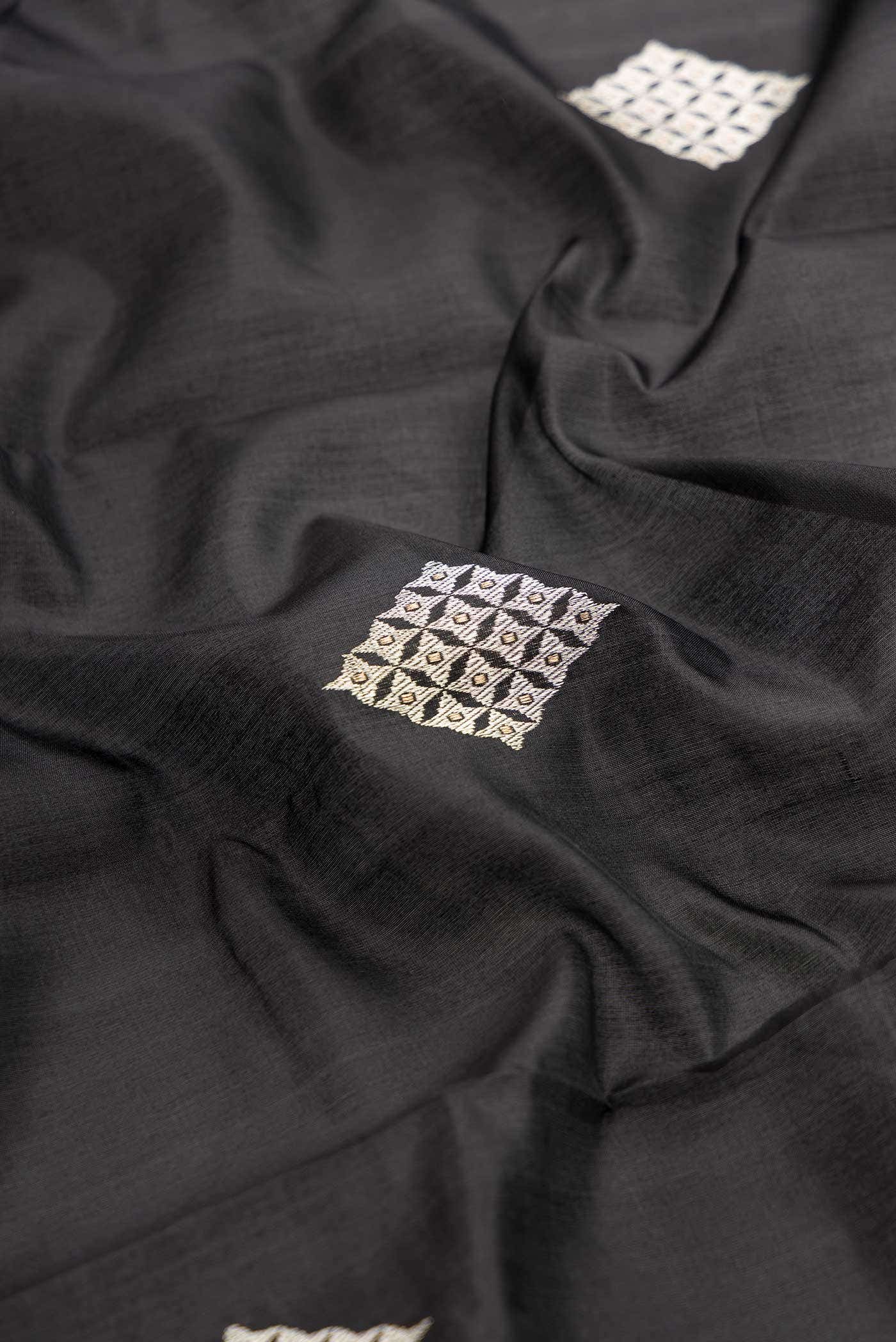 Black Dual Tone Banarasi Silk Saree