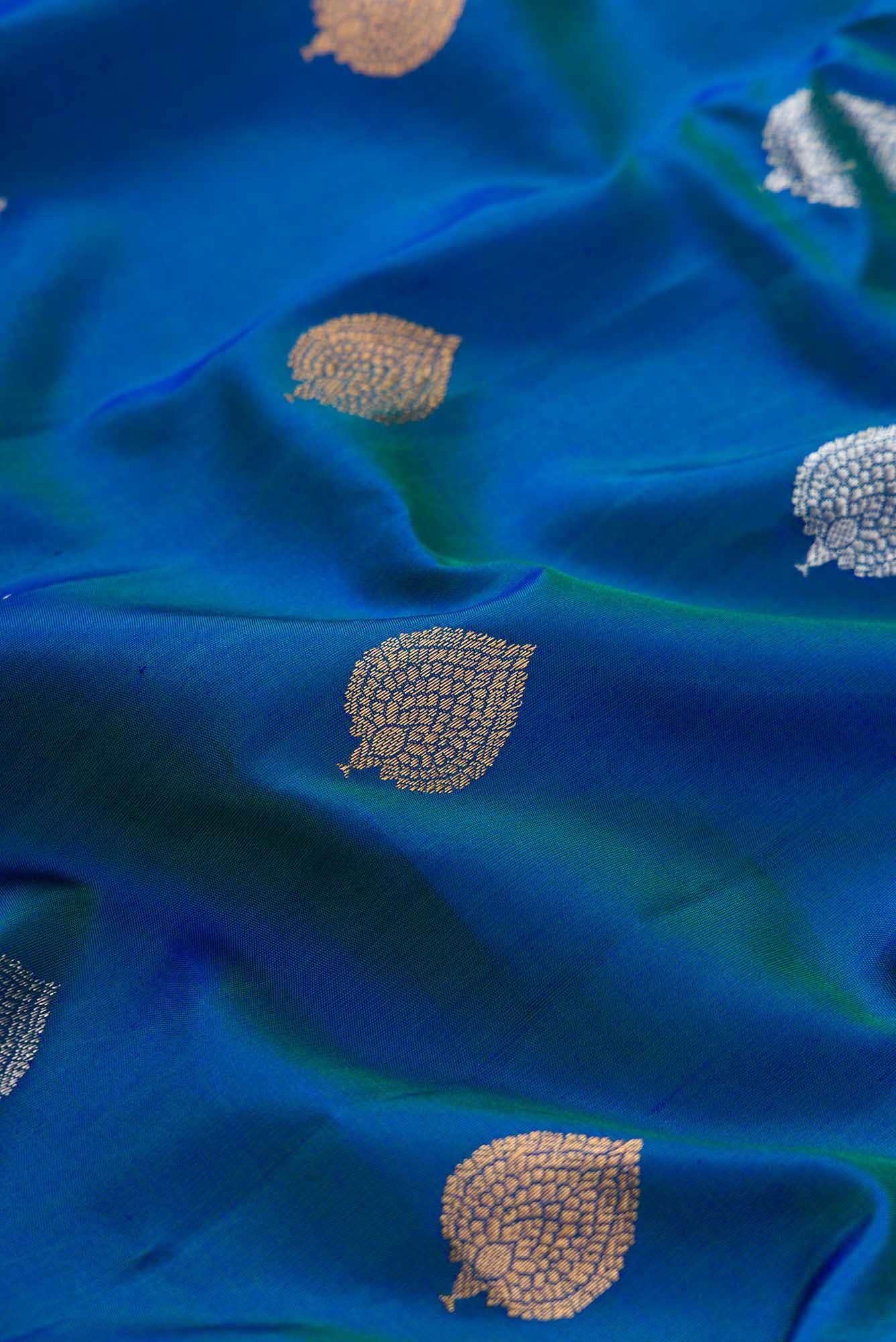Peacock Blue Dual Tone Gadwal Silk Saree
