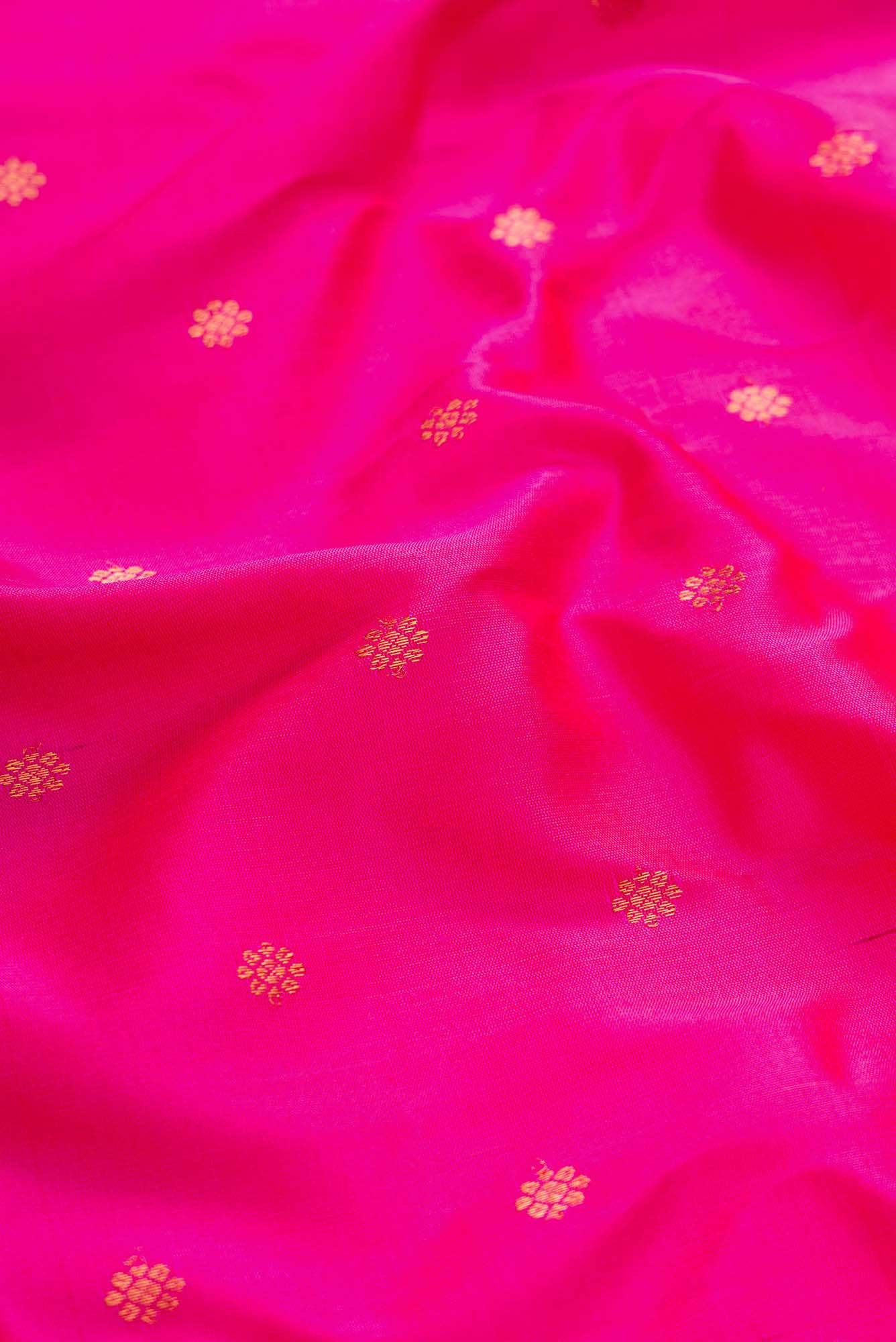 Pink Dual Tone Gadwal Silk Saree