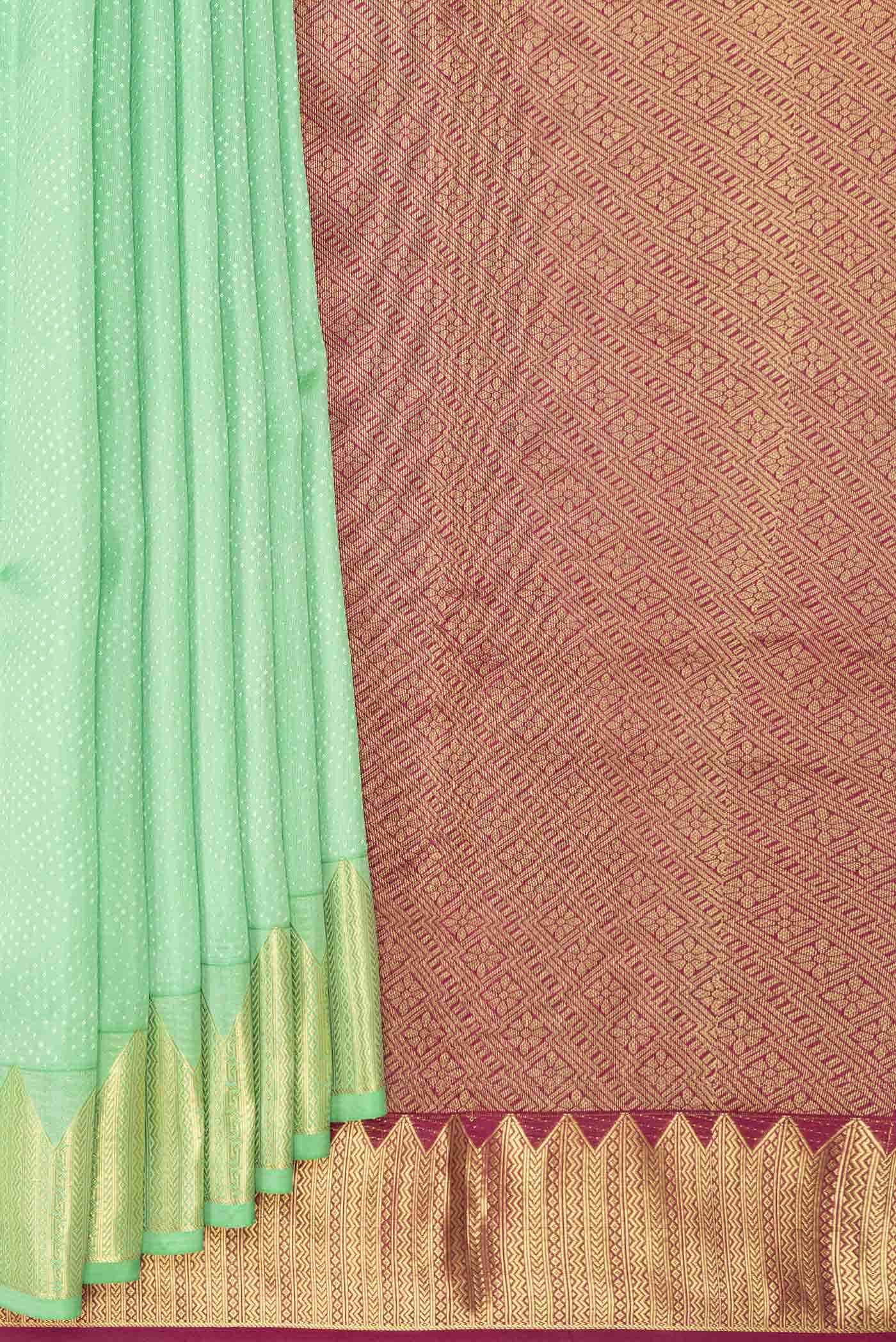 Parrot Green Dual Tone Kanchipuram Silk Saree