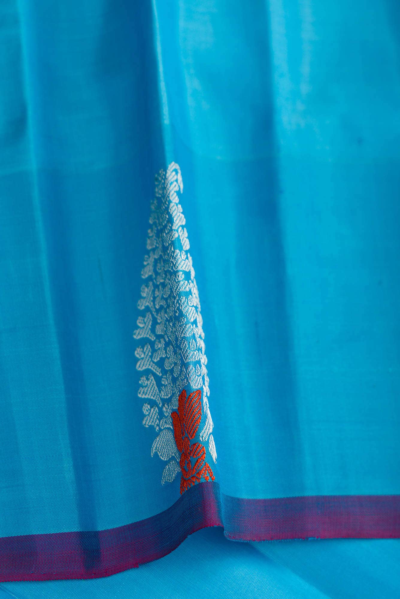 Sky Blue Dual Tone Gadwal Silk Saree