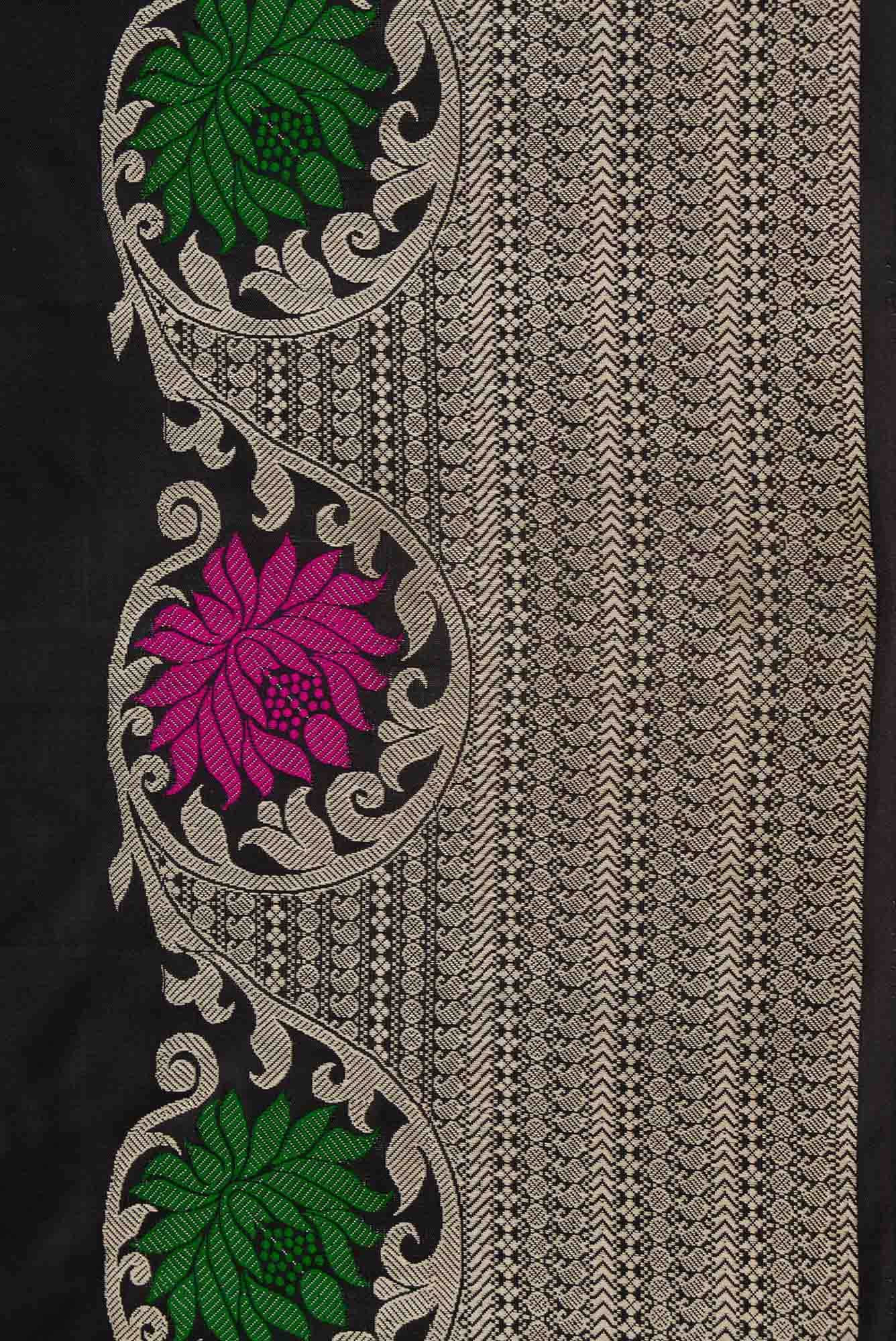 Black Dual Tone Gadwal Silk Saree