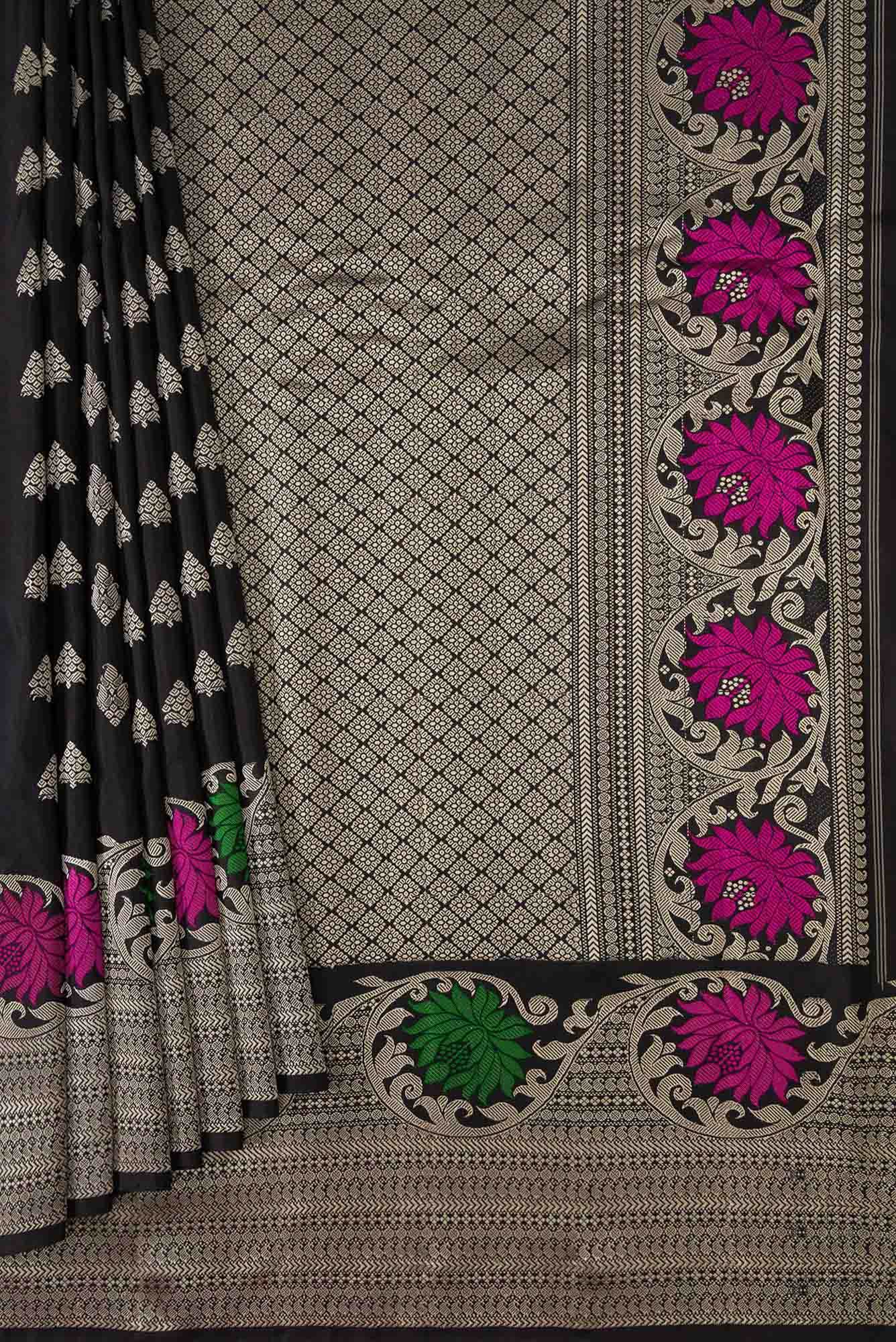 Black Dual Tone Gadwal Silk Saree