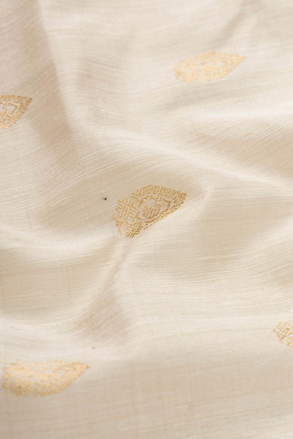 Off White Dual Tone Jute Silk Saree