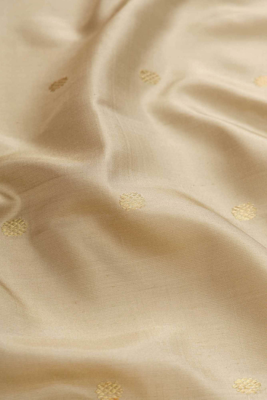 Beige Dual Tone Gadwal Silk Saree