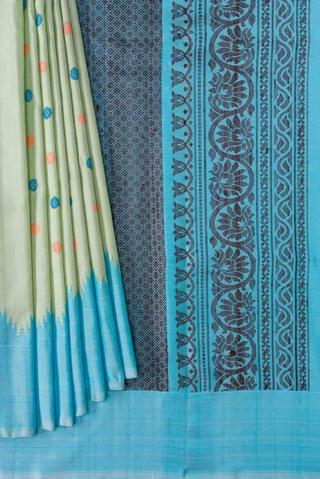 Pista Green Dual Tone Gadwal Silk Saree