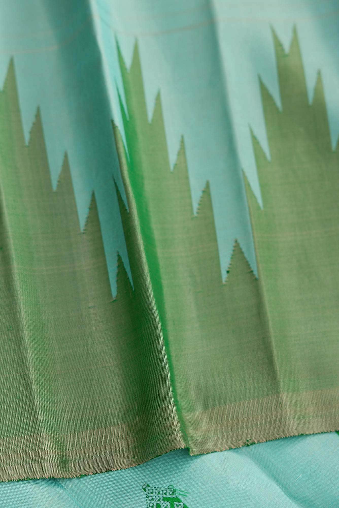 Blue Dual Tone Gadwal Silk Saree