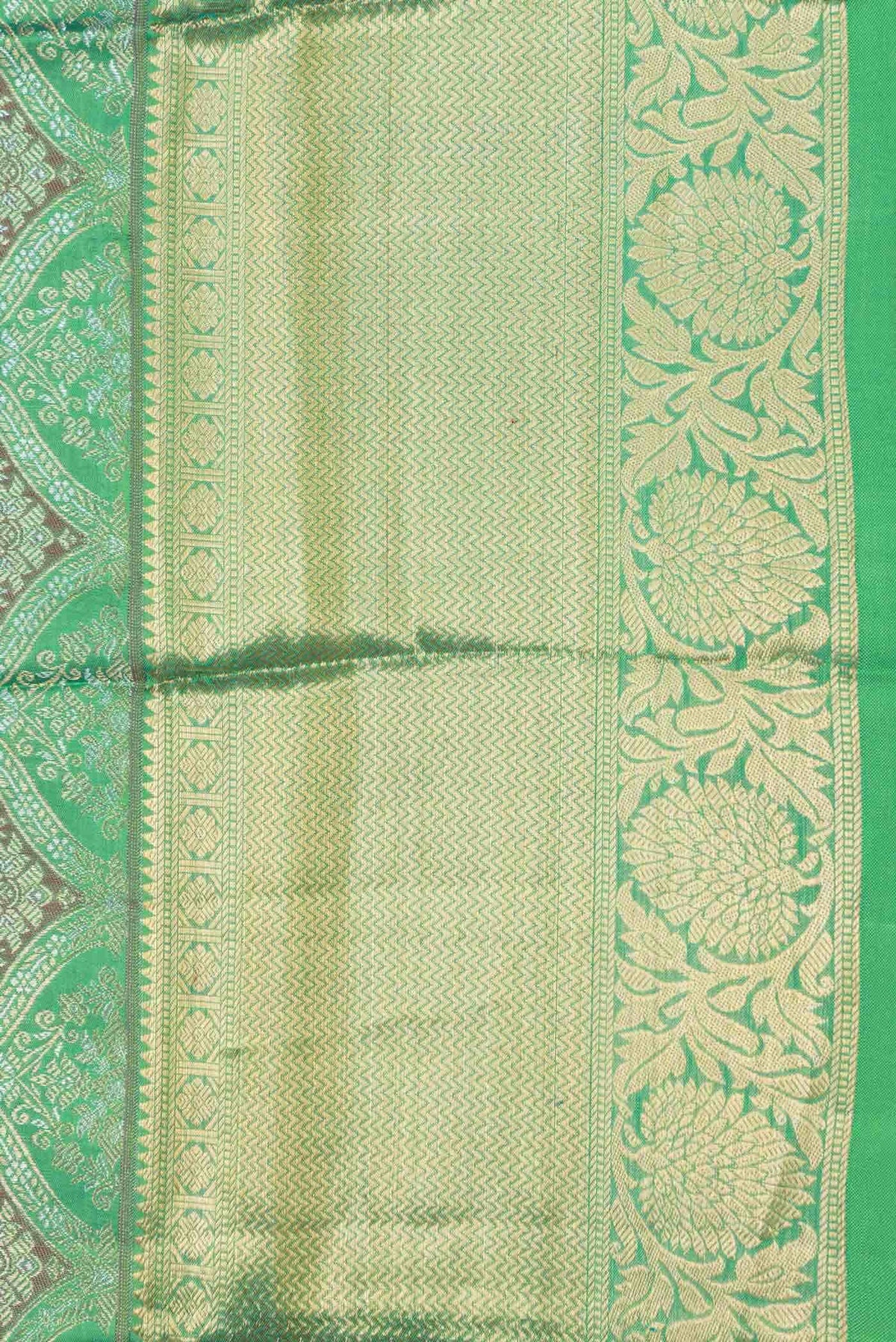 Parrot Green Dual Tone Kanchipuram Silk Saree