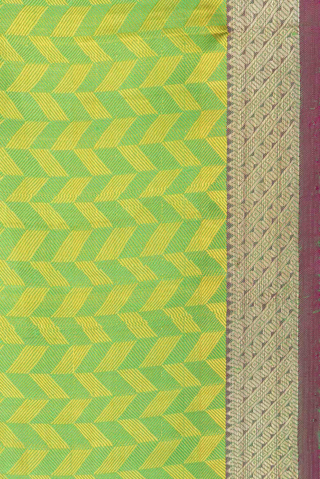Pure Silk Pure Zari Parrot Green Dual Tone Kanchipuram Saree