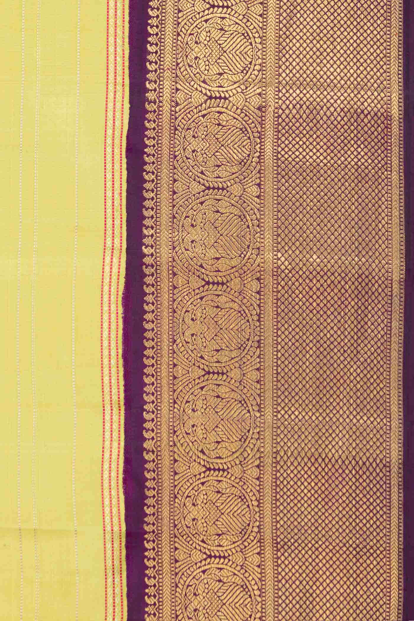 Pure Silk Pure Zari Pista Green Dual Tone Kanchipuram Saree