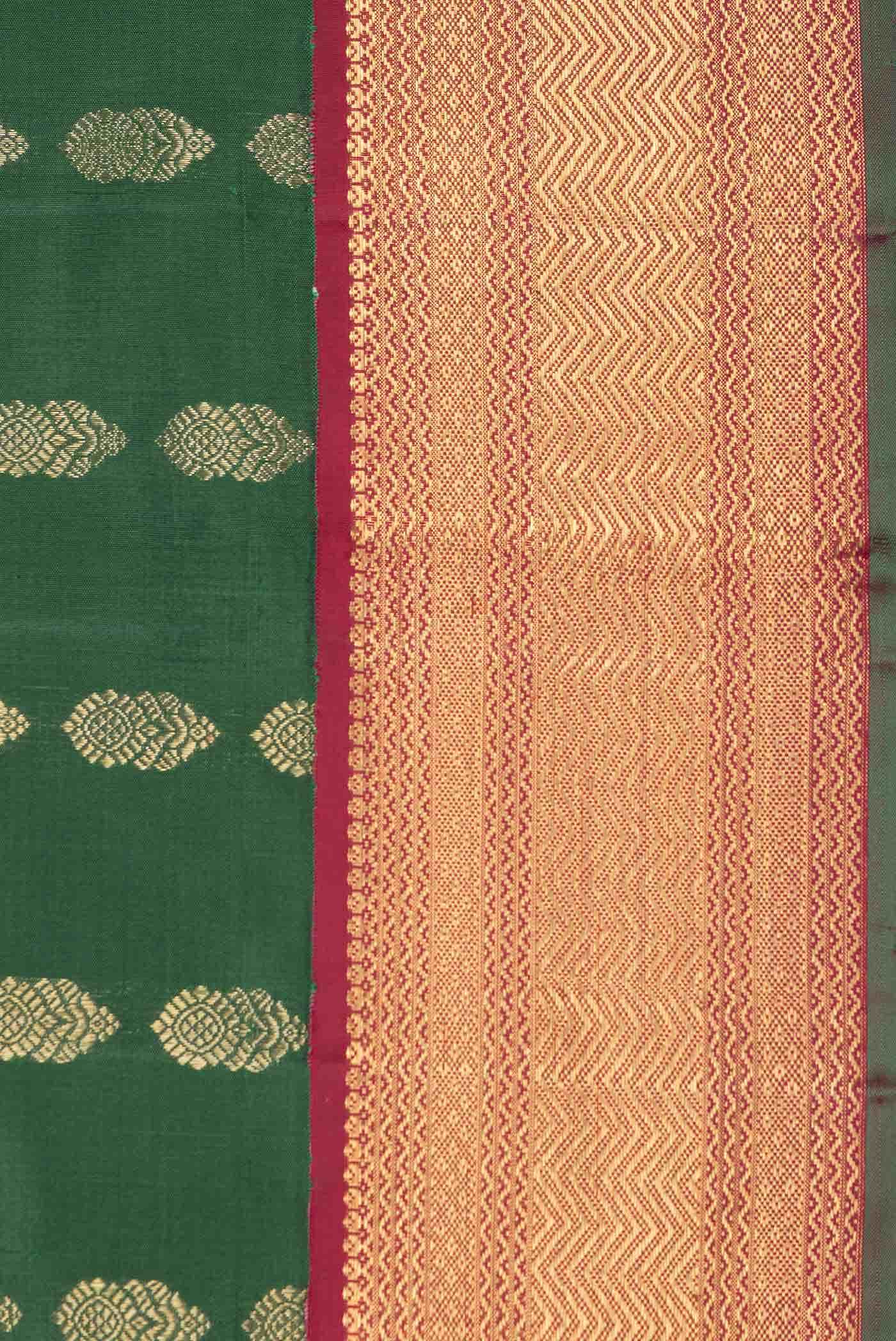 Pure Silk Pure Zari Bottle Green Dual Tone Kanchipuram Saree
