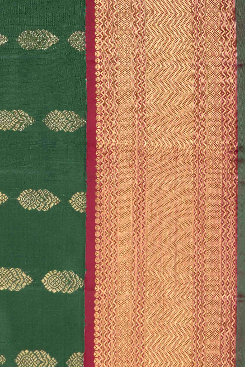 Pure Silk Pure Zari Bottle Green Dual Tone Kanchipuram Saree