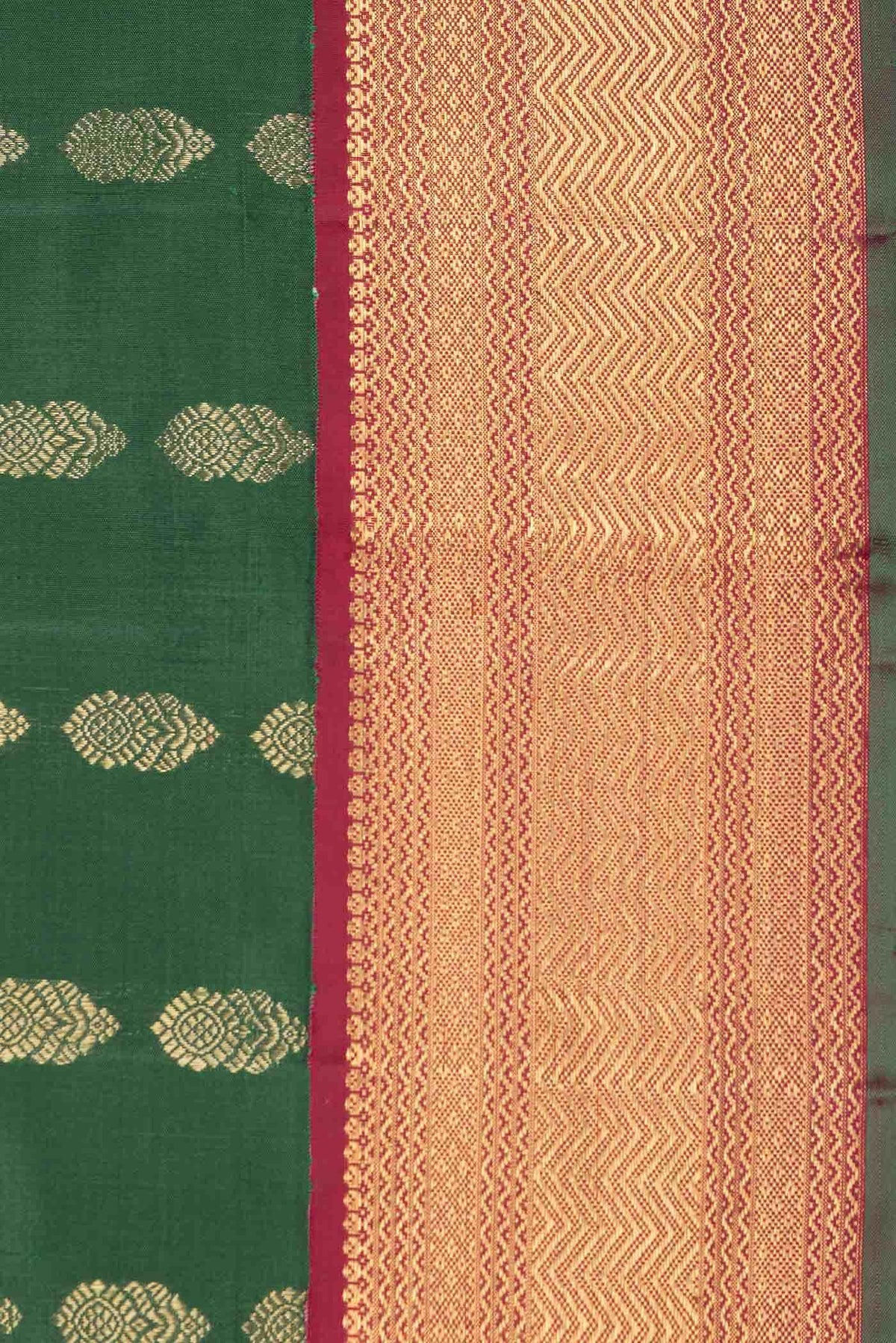 Pure Silk Pure Zari Bottle Green Dual Tone Kanjivaram Saree