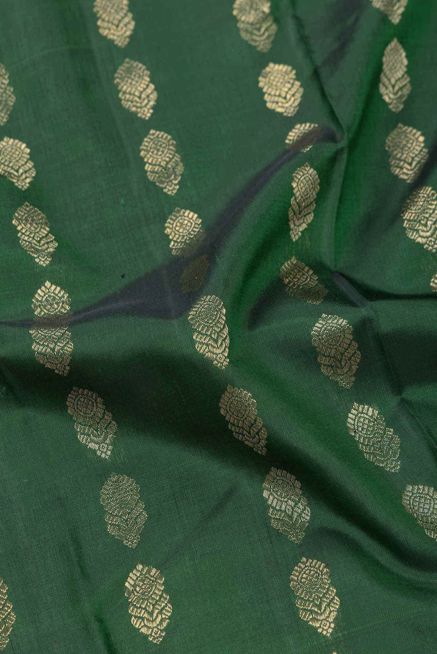 Pure Silk Pure Zari Bottle Green Dual Tone Kanchipuram Saree