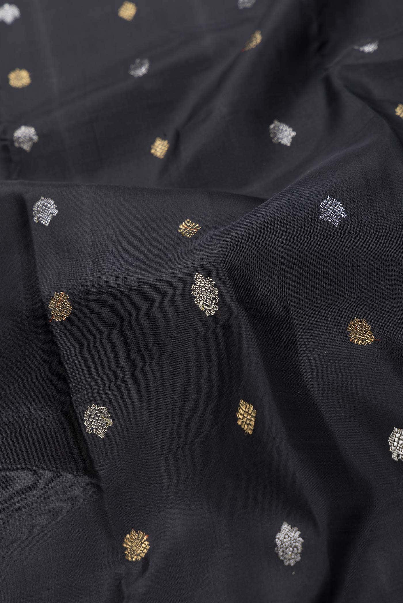 Pure Silk Pure Zari Black Dual Tone Kanchipuram Saree