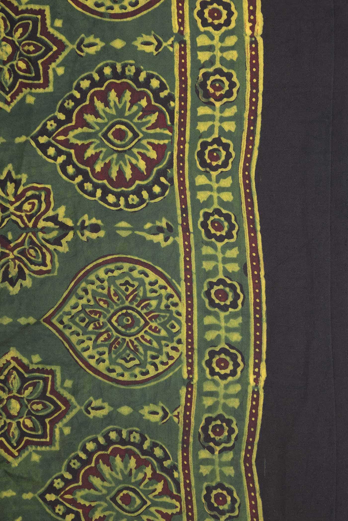 Green Dual Tone Blended Mysore Crepe Saree