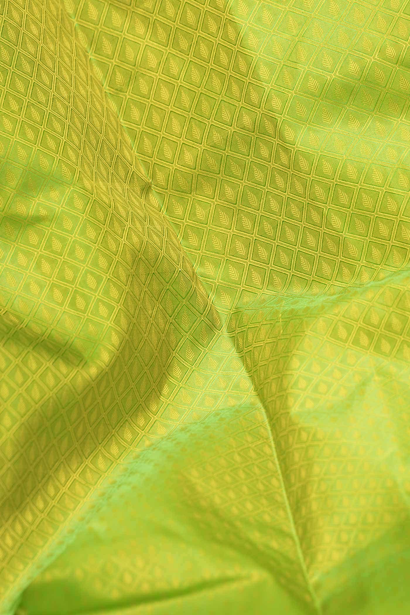 Parrot Green Dual Tone Kanchipuram Silk Saree