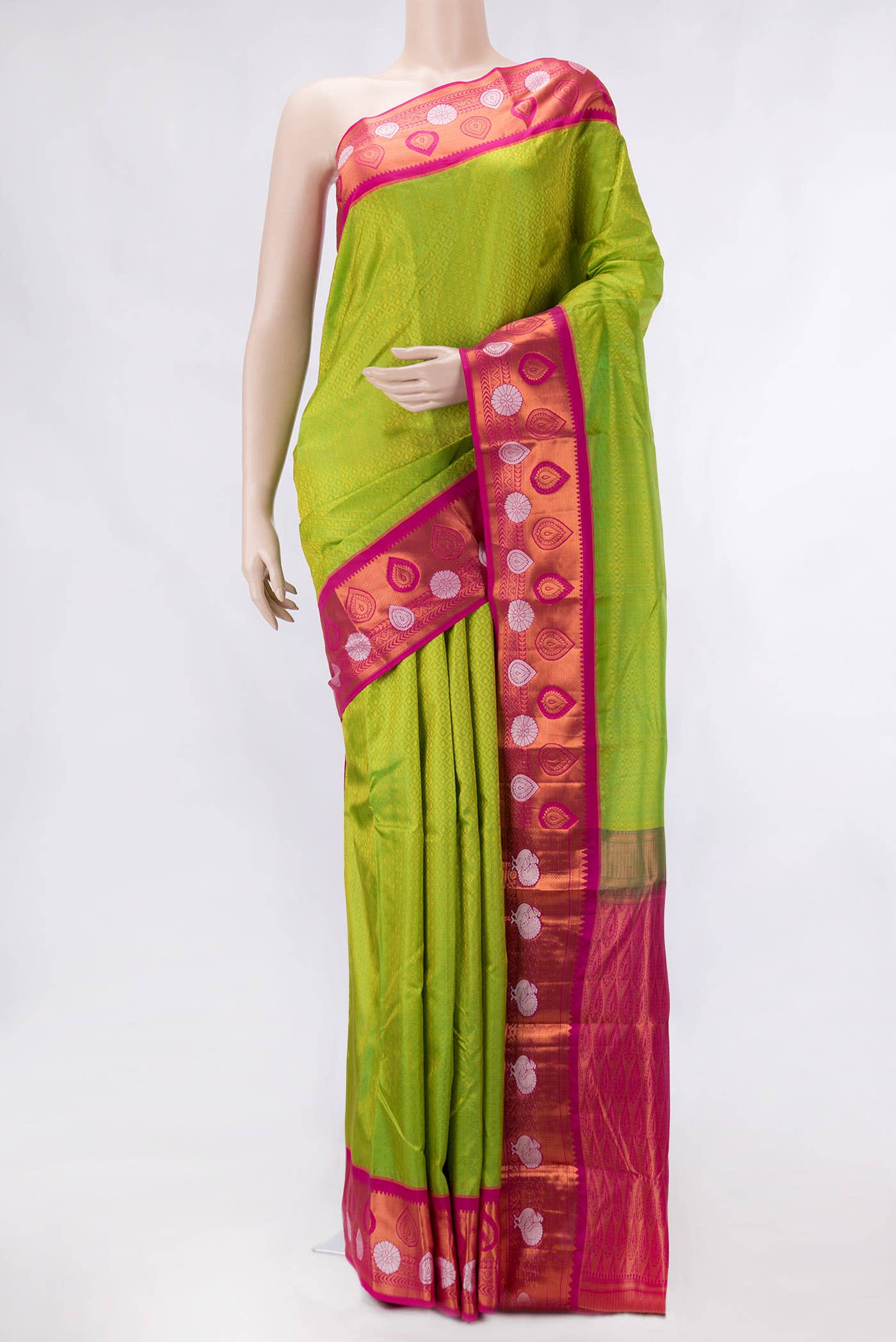 Parrot Green Dual Tone Kanchipuram Silk Saree