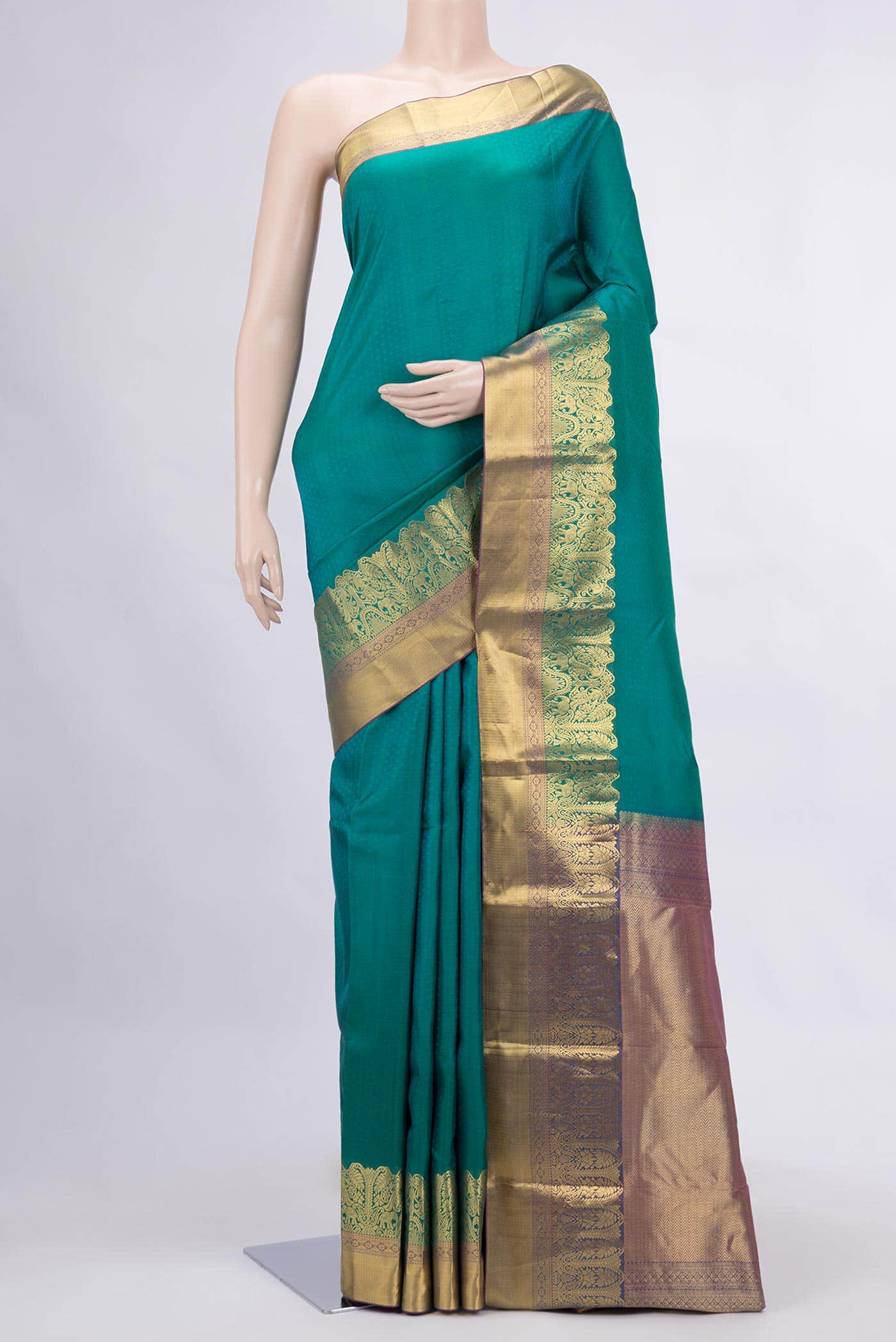 Green Dual Tone Kanchipuram Silk Saree