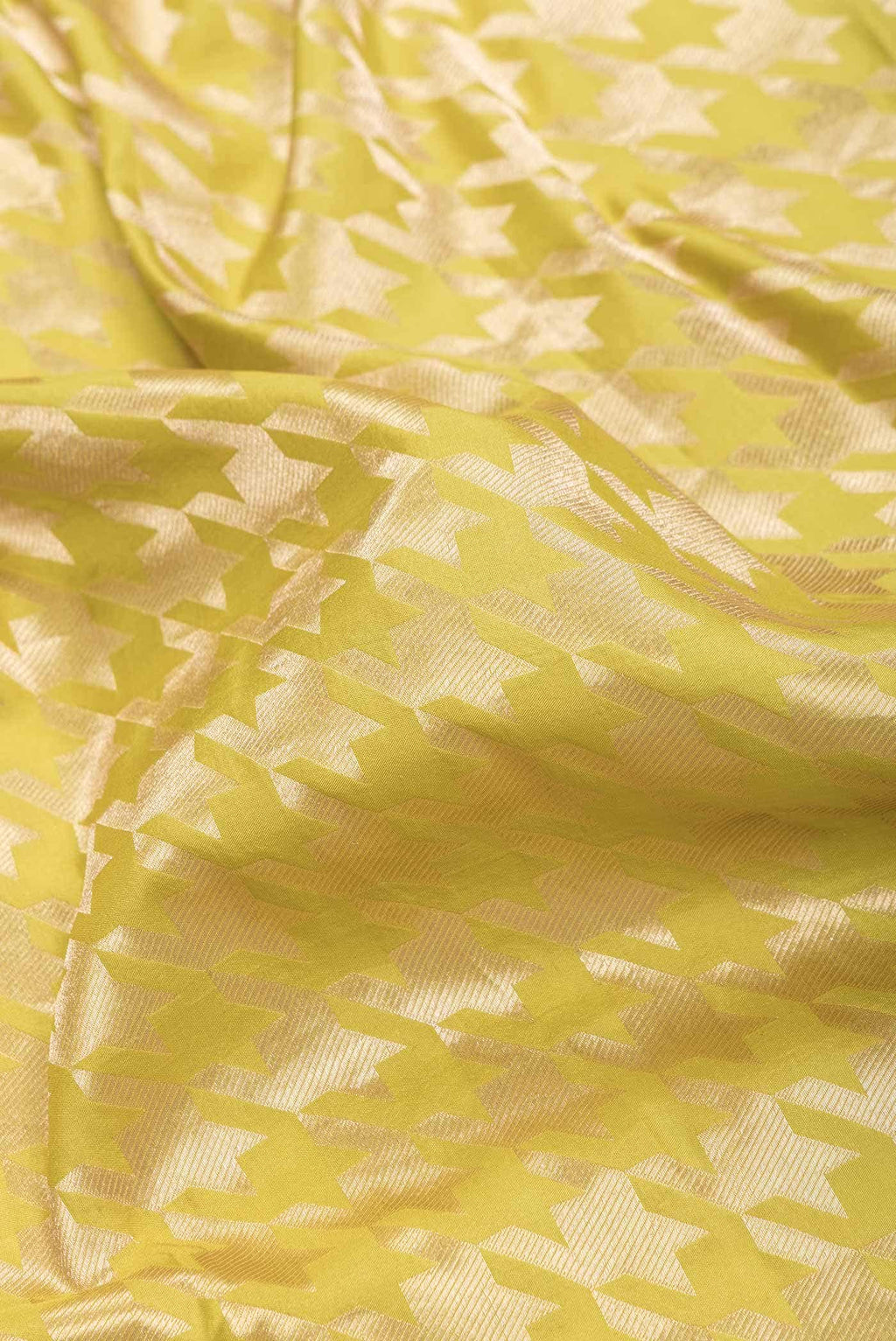 Mehandi Green Dual Tone Banarasi Silk Saree